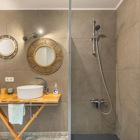 Sophia By Alma * Caniço