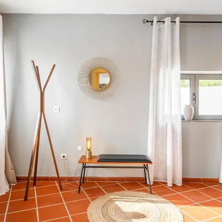 Sophia By Alma * Caniço