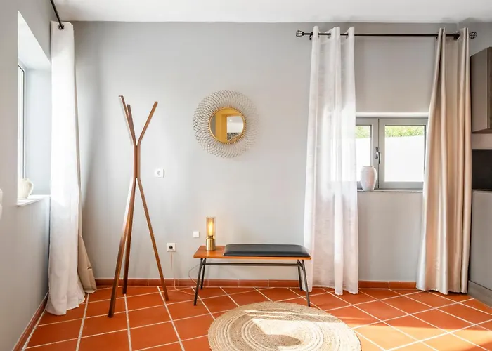 Sophia By Alma * Caniço