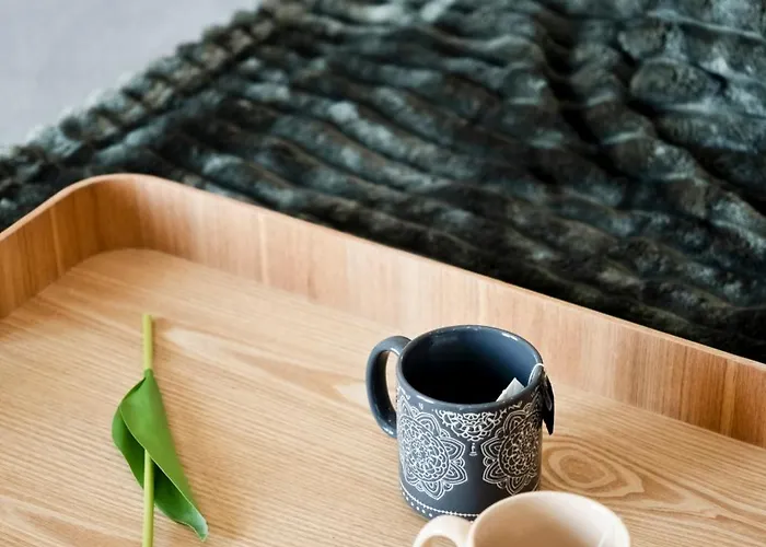 Sophia By Alma Caniço